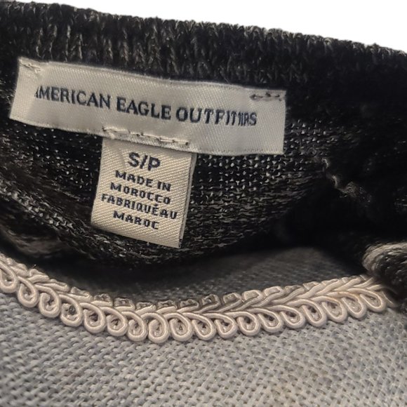 Bundle American Eagle Black Wash Distressed Jeggings Sweater and Cardigan - Picture 11 of 16